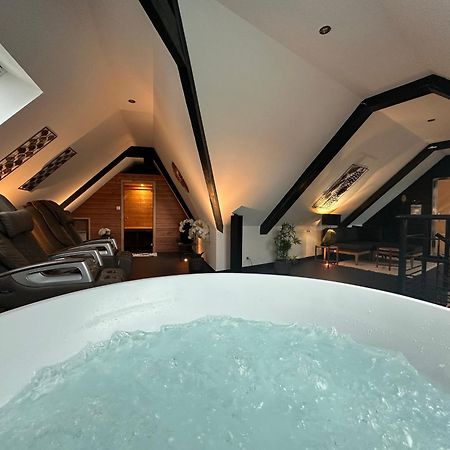Les Suites De Bougainville Concarneau Exteriör bild