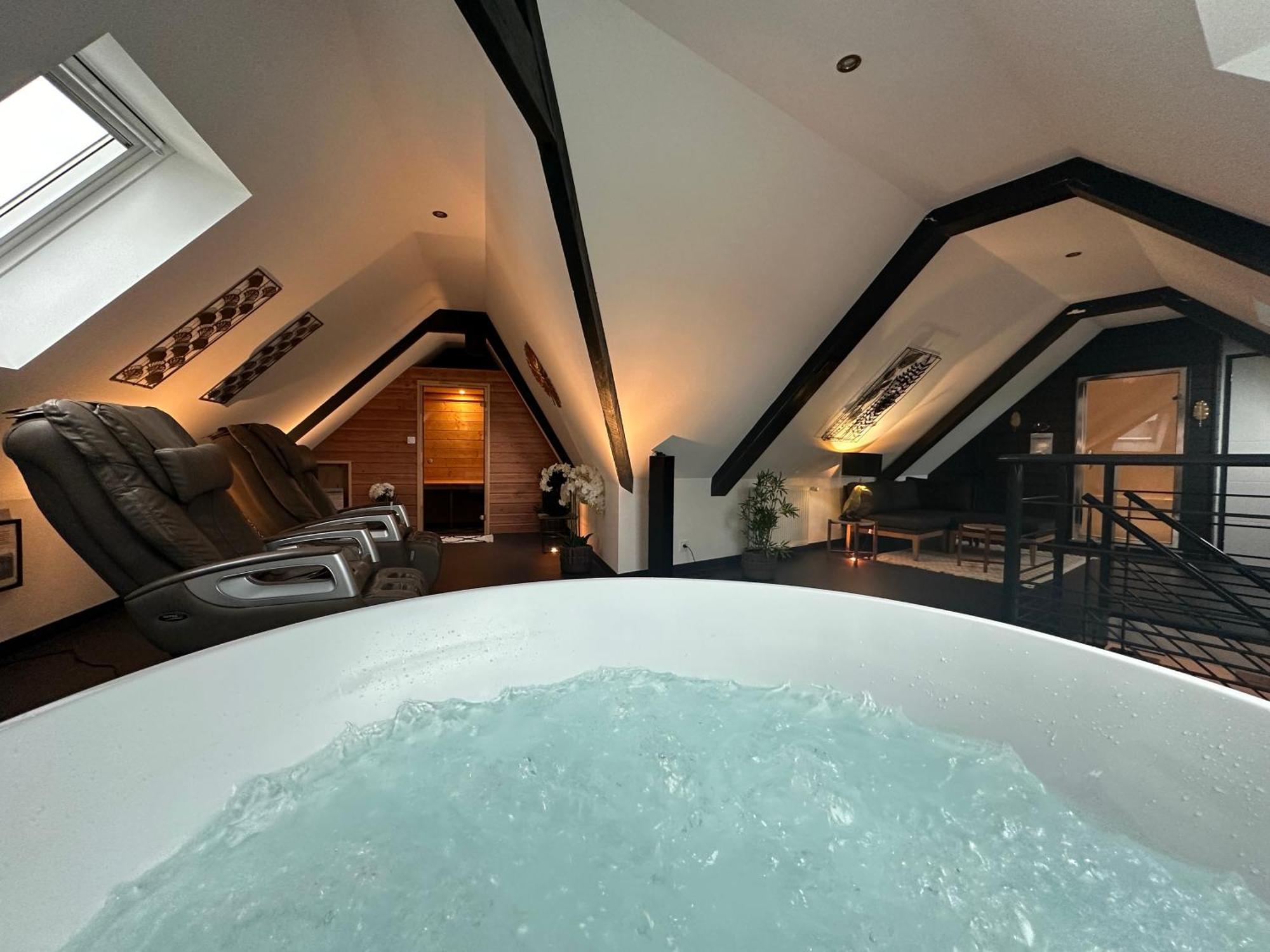 Les Suites De Bougainville Concarneau Exteriör bild